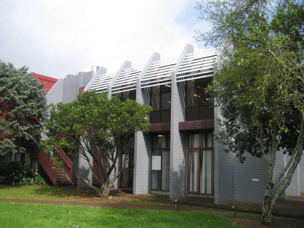 Aurora Louvre Auckland_5-10188_hi-res.jpg