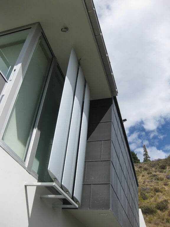 Aurora Mortorised Louvre Wanaka_5067_hi-res.jpg