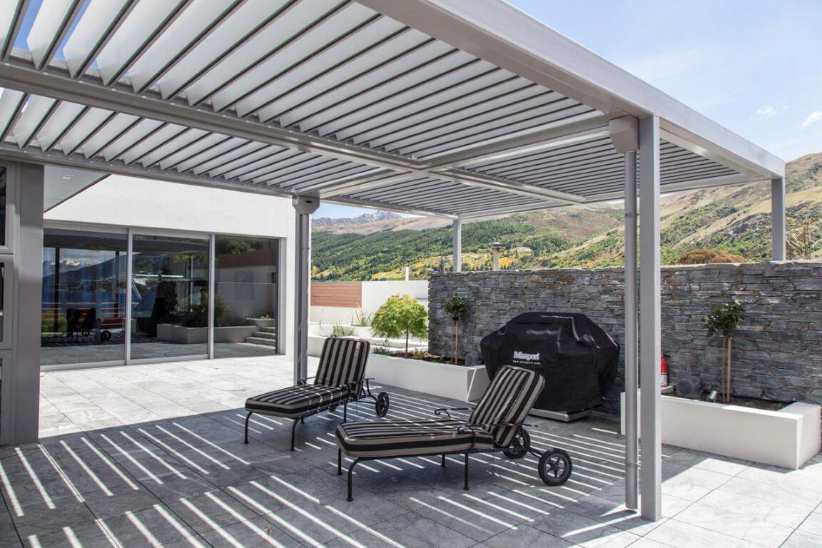 Aurora Opening Roof Queenstown_2-11050_hi-res.jpg